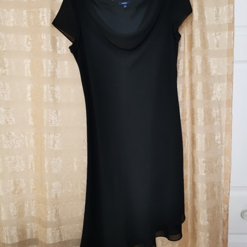 Reitmans sweet little black dress - Picture 9 of 10